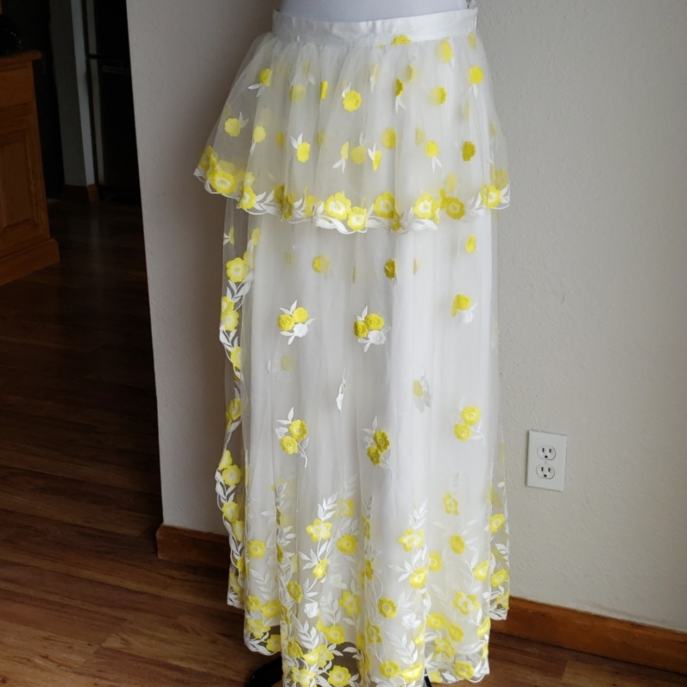 New Asos maxi skirt - Picture 4 of 8